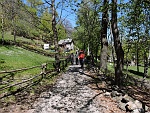 Lasciato il Rifugio superiamo anche l'Alpe Ruspesso (mt. 950)